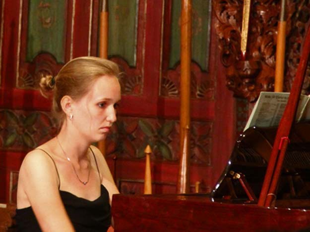 Katharina Roth, musik klasik, Museum Tembi Rumah Budaya, foto: barata