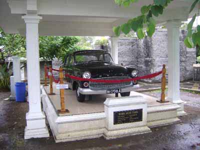 MOBIL BUNG TOMO, KINI BERADA DI MUSEUM SEPULUH NOPEMBER SURABAYA (2)