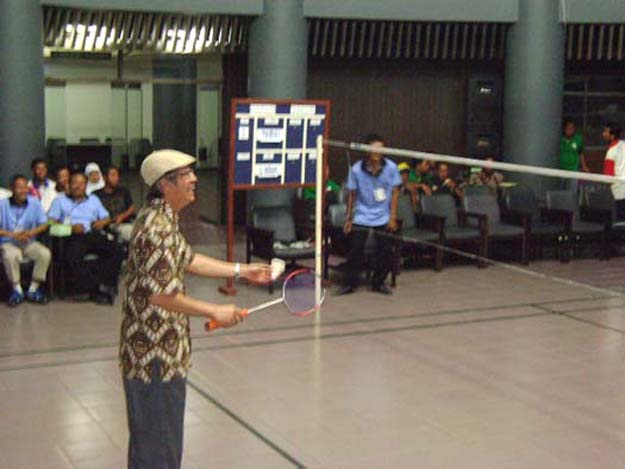 Turnamen Bulutangkis Antarmuseum 2012 Museum Monjali Yogyakarta